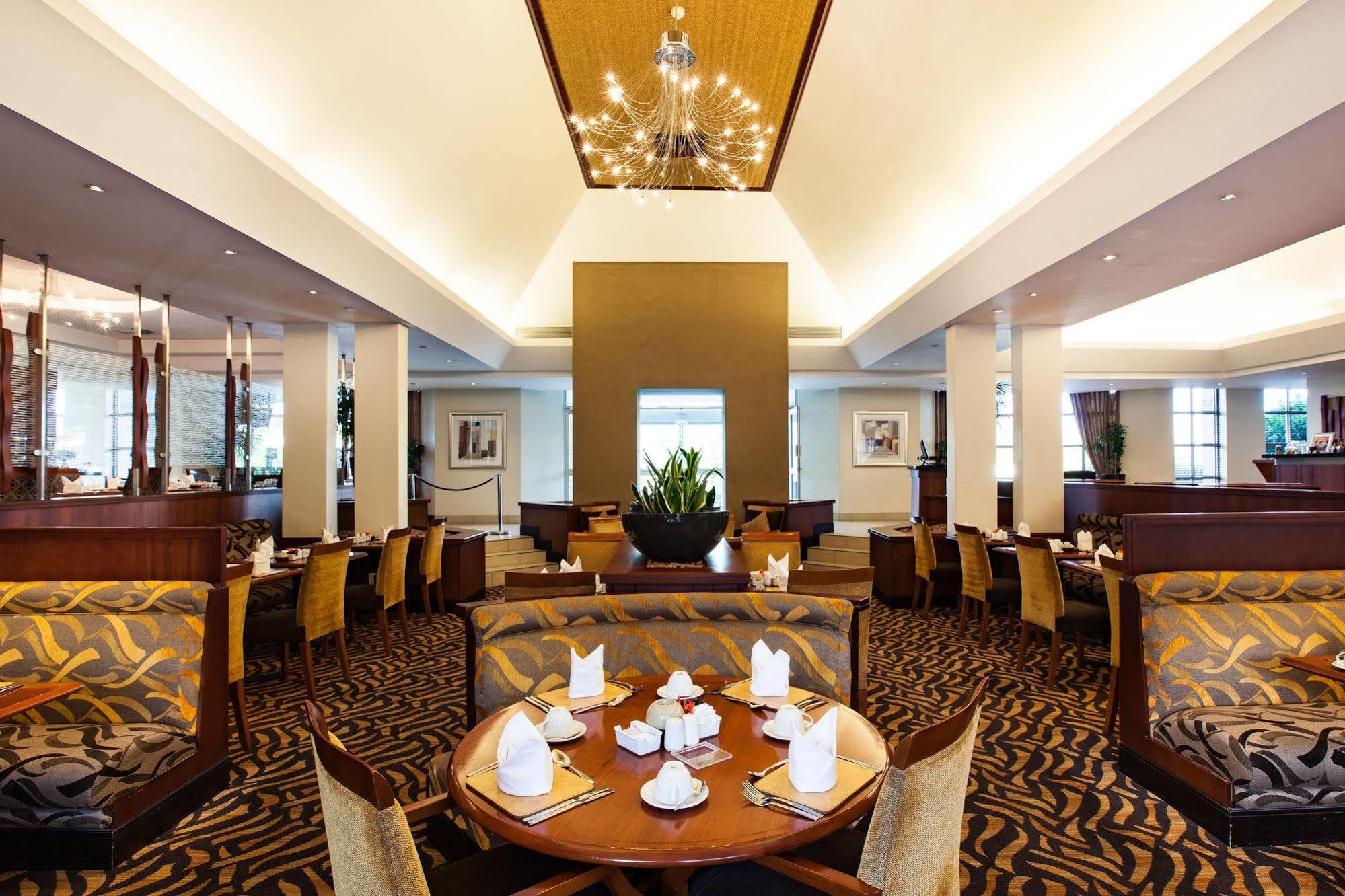 City Lodge Hotel Pinelands Cape Town Exterior photo